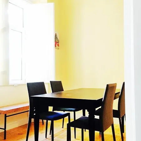 Lisbon Secret & Charming Sao Bento Flat Daire