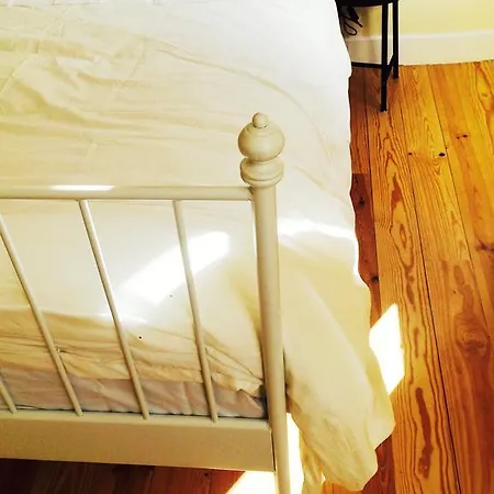 Lisbon Secret & Charming Sao Bento Flat Apartment *