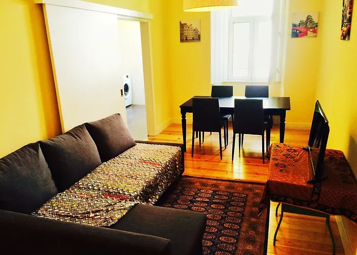 Secret & Charming Sao Bento Flat ליסבון