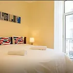 Secret & Charming Sao Bento Flat شقة *