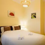 Secret & Charming Sao Bento Flat Lisboa